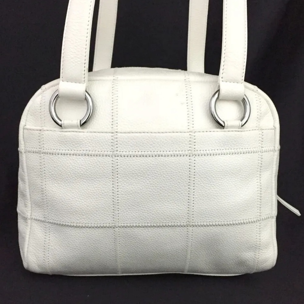 Authentic Chanel White Chocolate Bar Bag - Picture 5 of 14